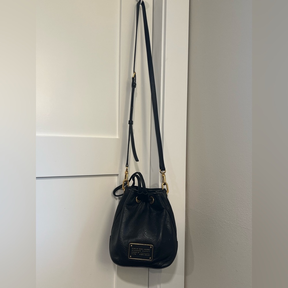 Marc Jacobs mini bucket crossbody bag